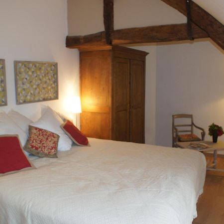 Le Moulin 1826 Bed & Breakfast Houdan Bagian luar foto