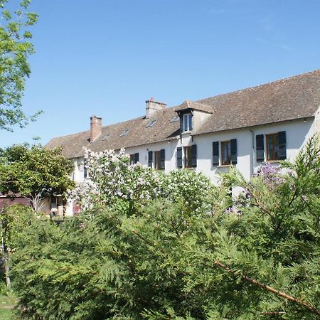 Le Moulin 1826 Bed & Breakfast Houdan Bagian luar foto